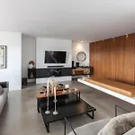 Flh Campo Ourique With View 아파트